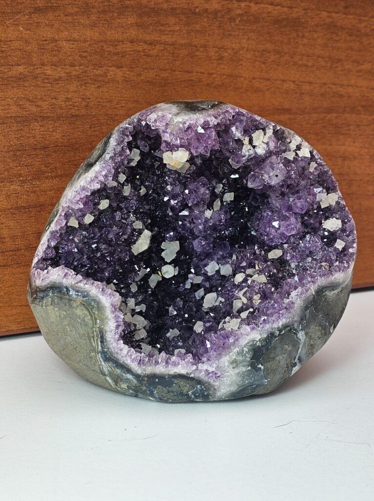 Geoda de Amatista Uruguaya con Calcita — Pieza Única