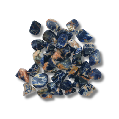 Rodados de azul marino profundo, atravesados por vetas blancas y por parches de color naranja durazno.